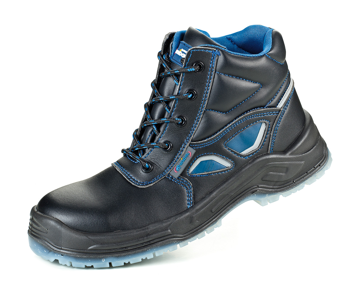 1688-BAC Safety Footwear Confort Boot mod. “LEONIDAS”. Black Micro fiber boot S3 with extra-wide double density polyurethane outsole.