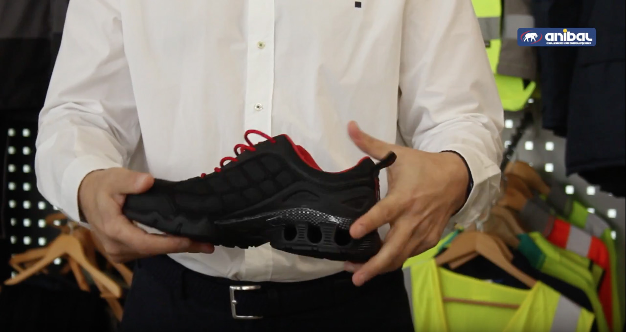 Explicamos los conceptos básicos del calzado de seguridad y sus diferentes niveles de protección.